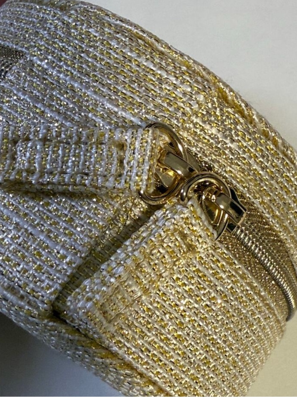 Dior Gold Glitter Jewelry Pouch Makeup Case - Picture 6 of 10